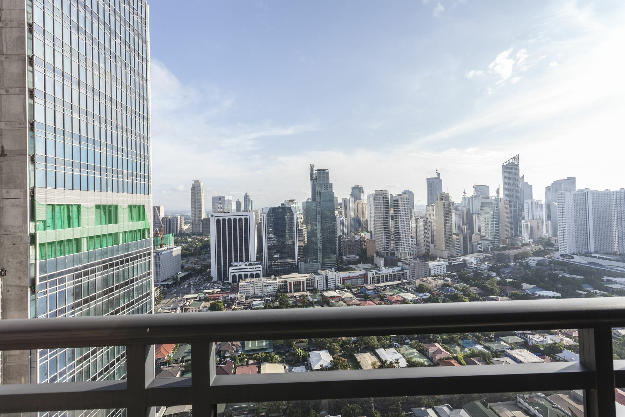 The Gramercy Residences By Stayhome Asia Makati City Exterior photo